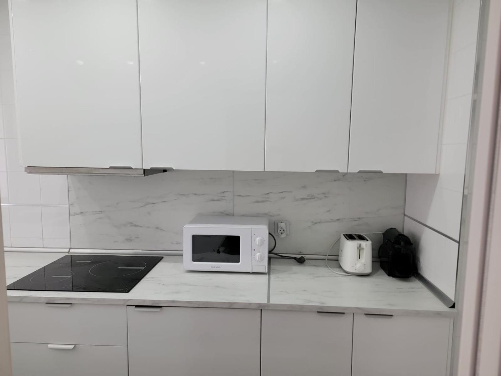 Apartamento Jardines Del Puerto Marbella Exterior foto